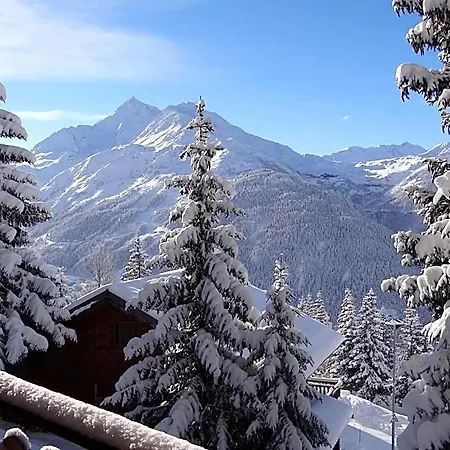 Le Tyrol Hotel